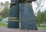 Homo Homini